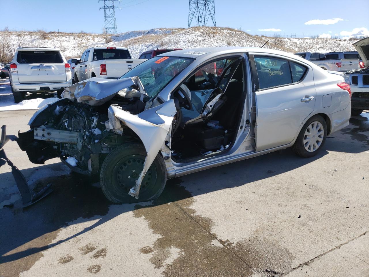 NISSAN VERSA 2018 3n1cn7ap2jl886543