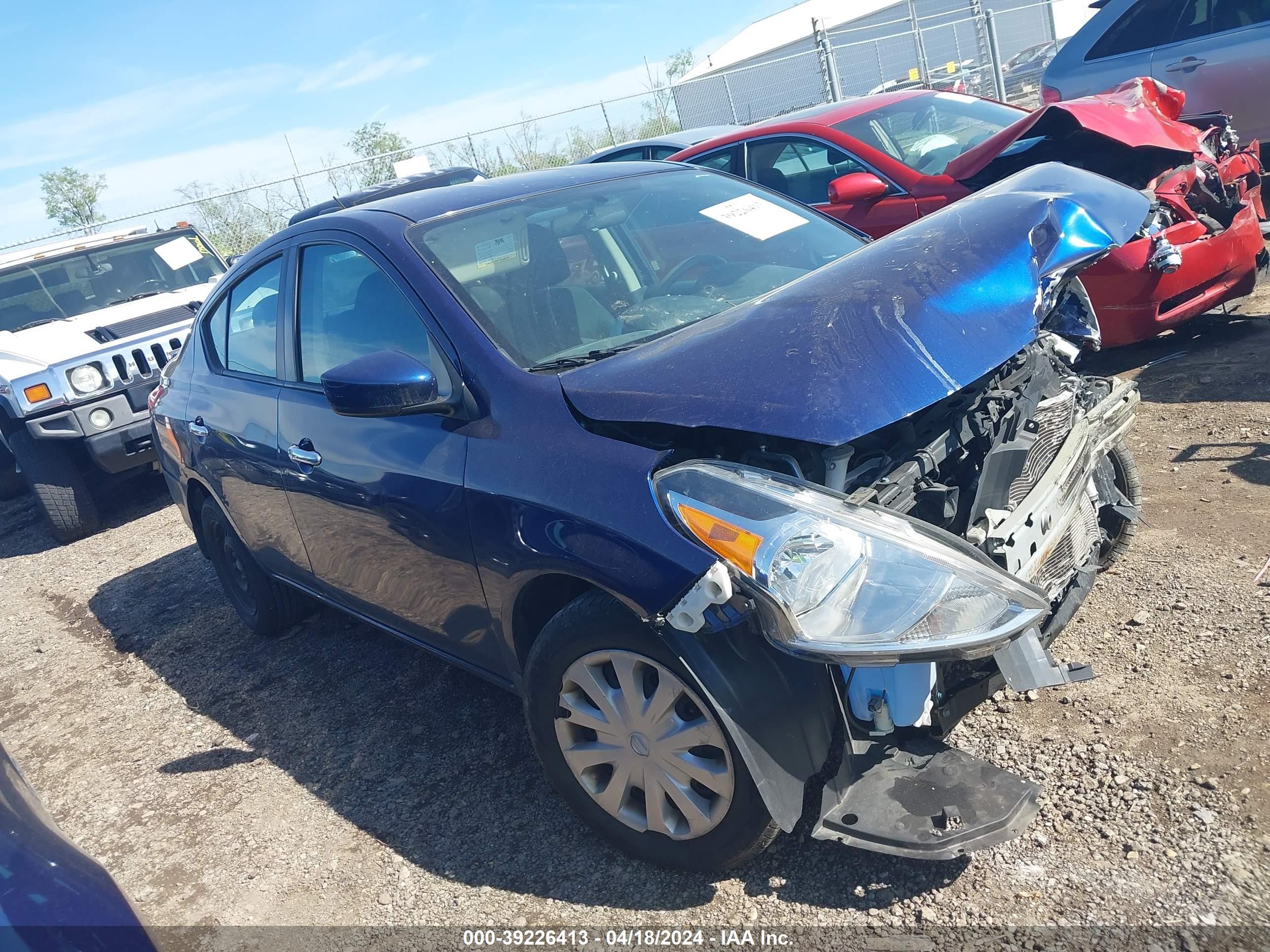 NISSAN VERSA 2019 3n1cn7ap2kl830913