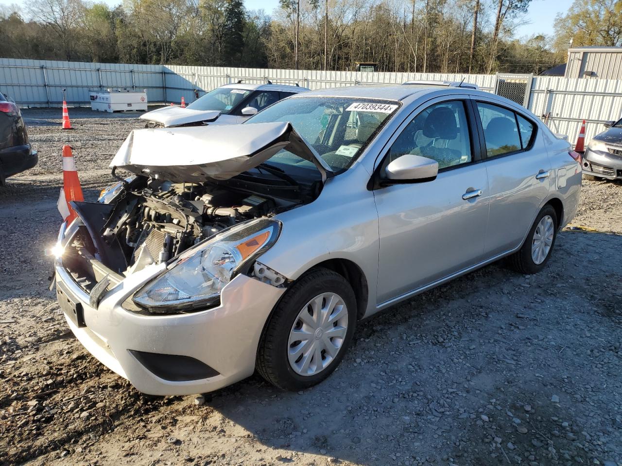 NISSAN VERSA 2019 3n1cn7ap2kl833004