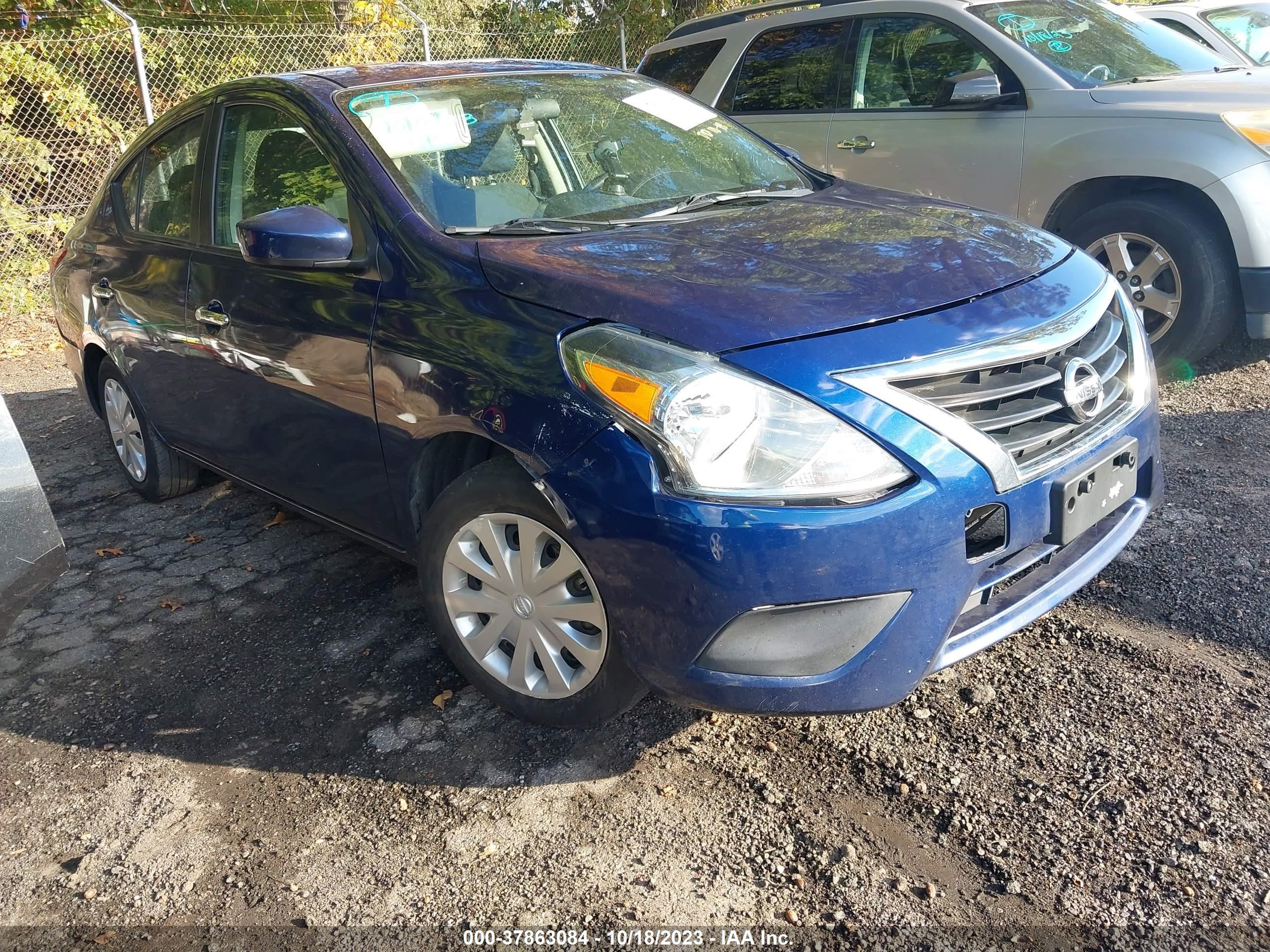 NISSAN VERSA 2019 3n1cn7ap2kl841930