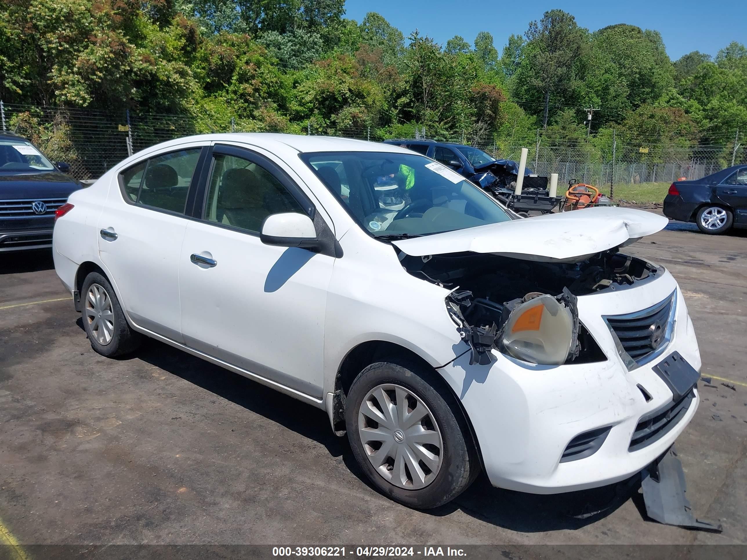 NISSAN VERSA 2012 3n1cn7ap3cl931024