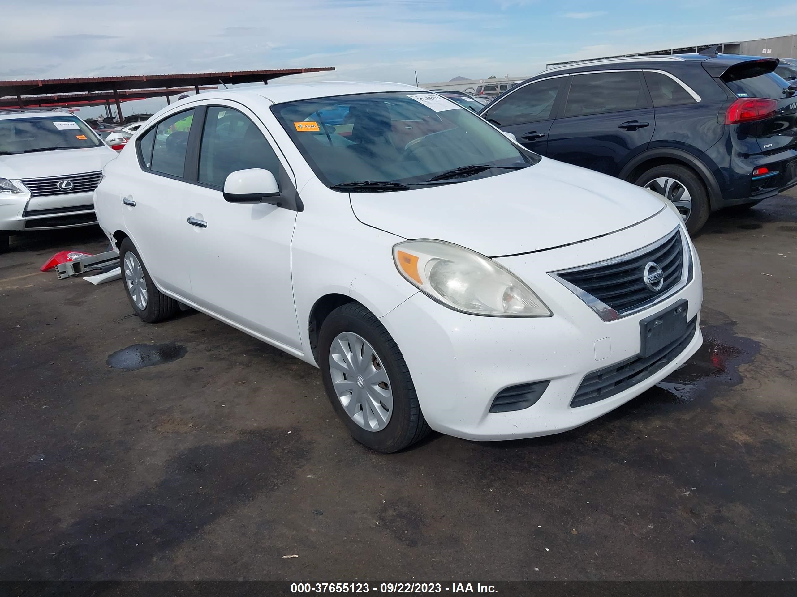 NISSAN VERSA 2013 3n1cn7ap3dl886040