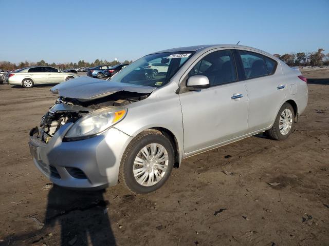 NISSAN VERSA S 2014 3n1cn7ap3el807614