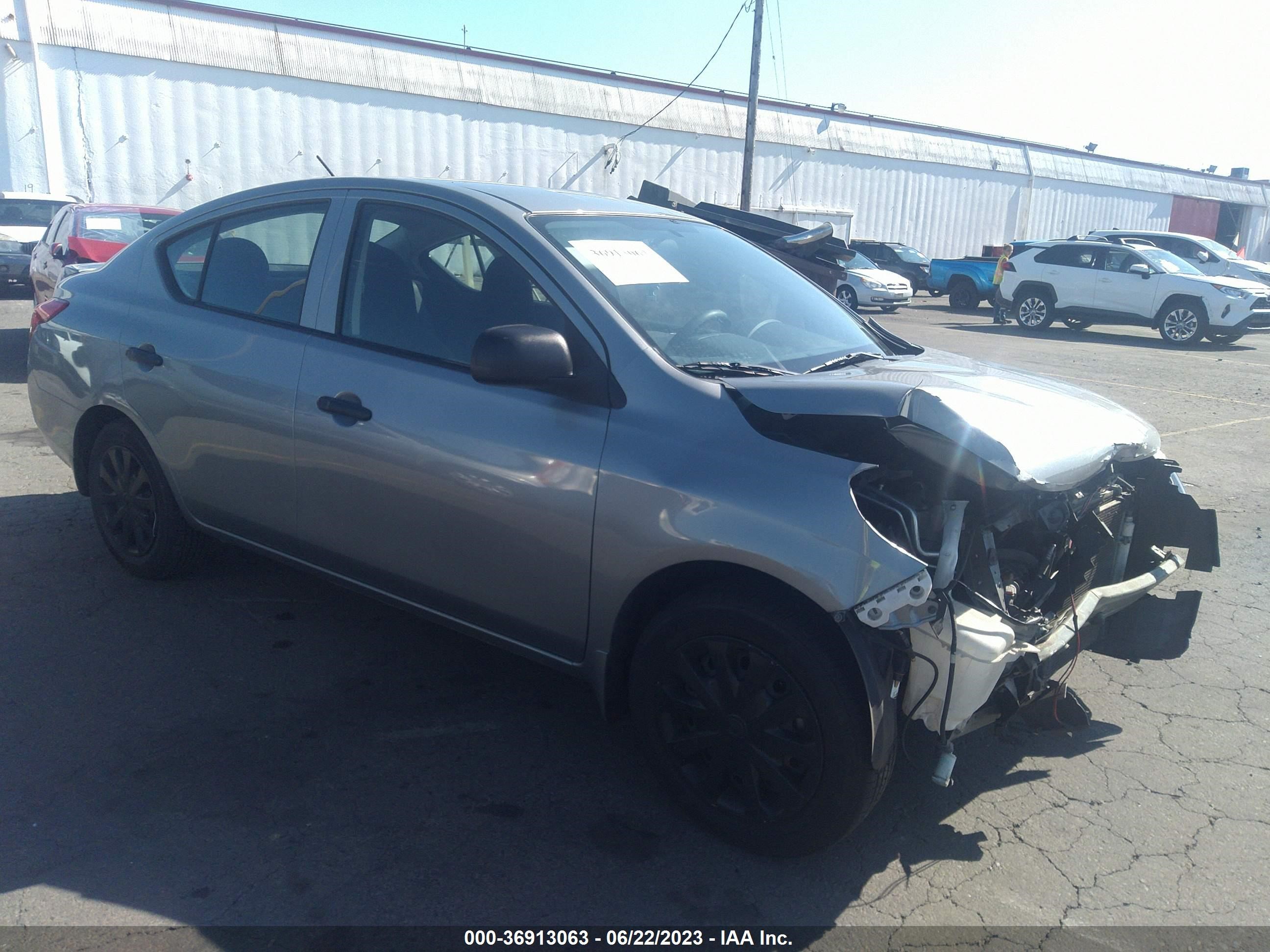 NISSAN VERSA 2014 3n1cn7ap3el838457