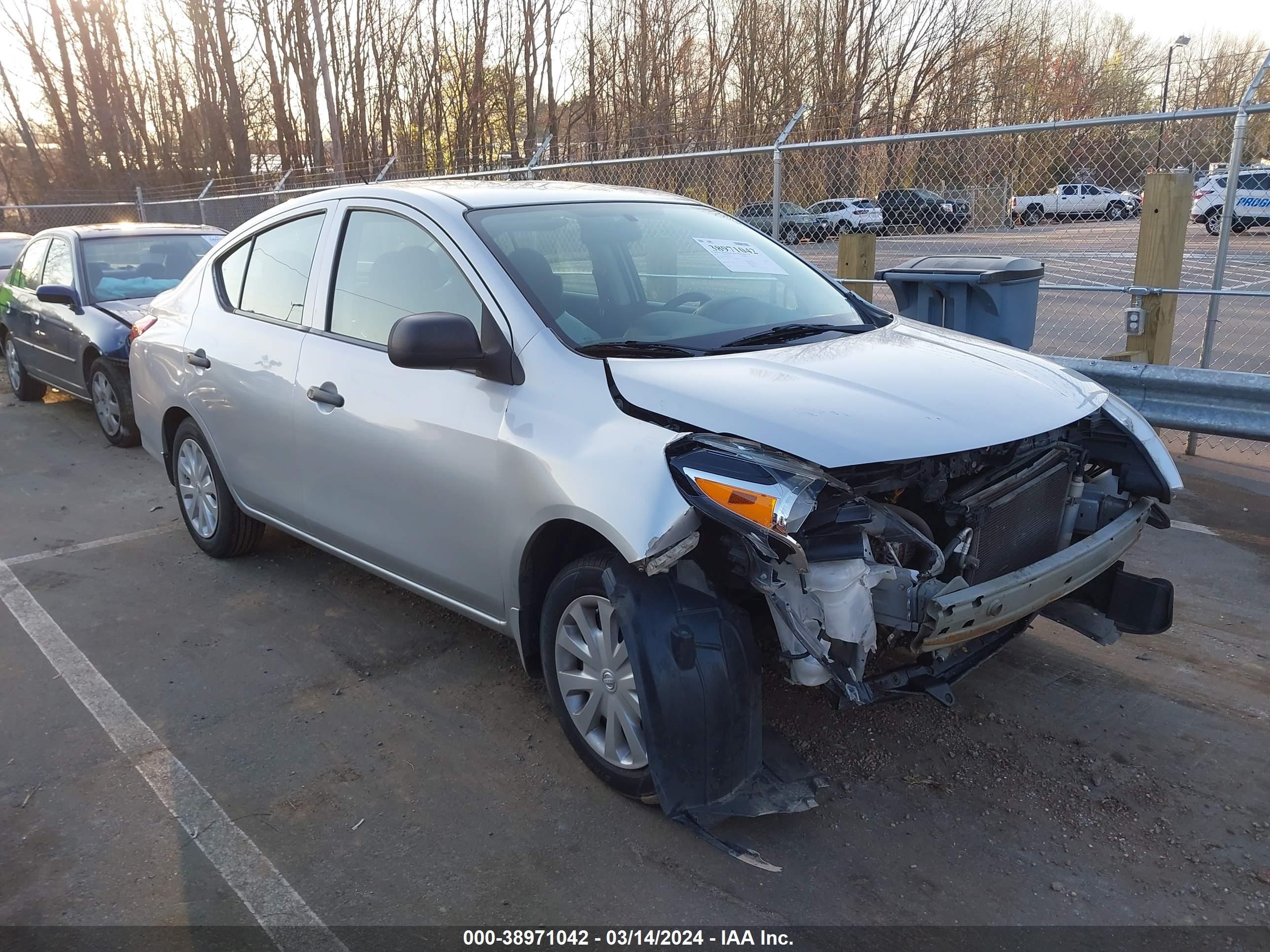 NISSAN VERSA 2015 3n1cn7ap3fl951312