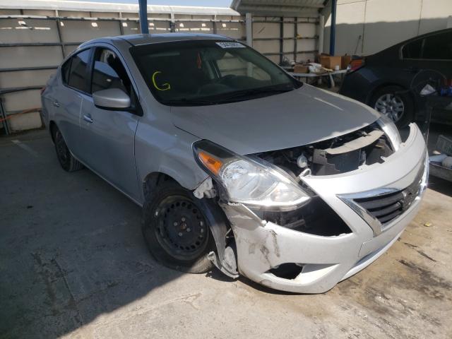 NISSAN VERSA S 2018 3n1cn7ap3jk400201