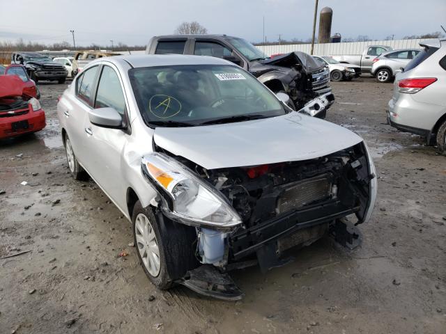 NISSAN VERSA S 2018 3n1cn7ap3jk443078