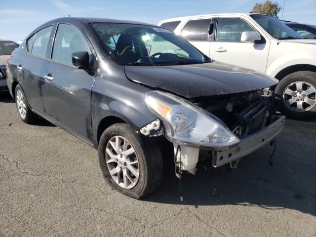 NISSAN VERSA S 2018 3n1cn7ap3jl801063