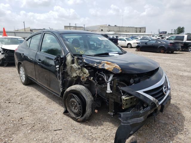 NISSAN VERSA S 2018 3n1cn7ap3jl806957