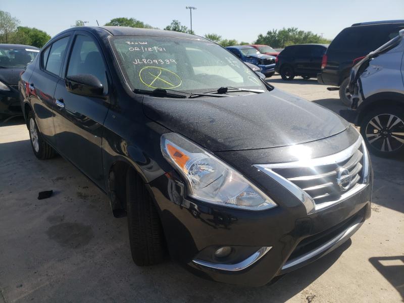 NISSAN VERSA S 2018 3n1cn7ap3jl809339