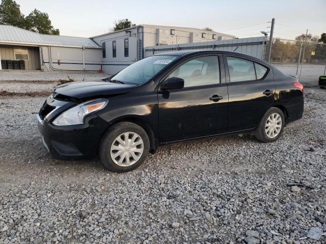 NISSAN VERSA S 2018 3n1cn7ap3jl810054