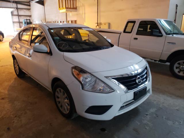 NISSAN VERSA S 2018 3n1cn7ap3jl816601