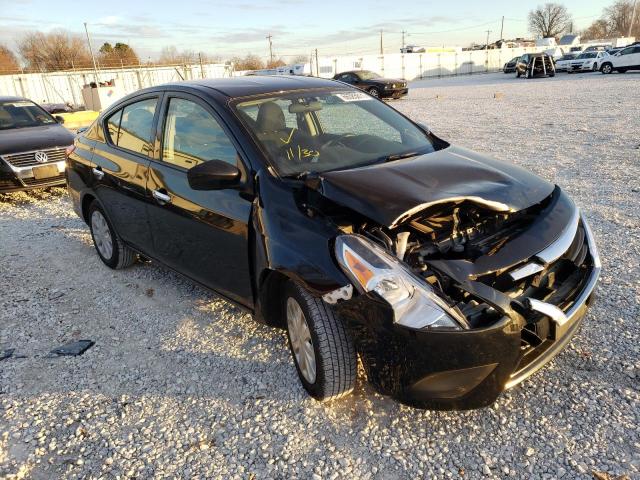 NISSAN VERSA S 2018 3n1cn7ap3jl823161