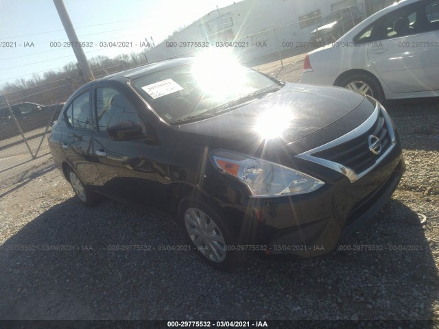 NISSAN VERSA SEDAN 2018 3n1cn7ap3jl824276