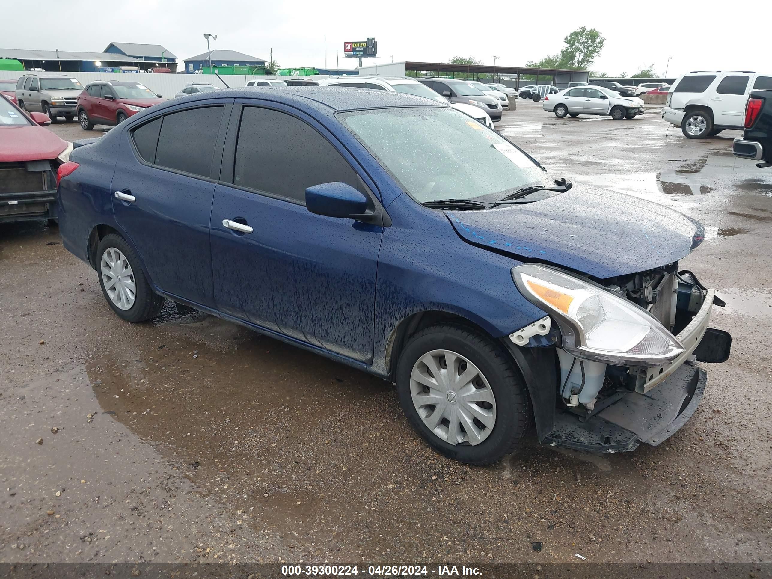 NISSAN VERSA 2018 3n1cn7ap3jl829252