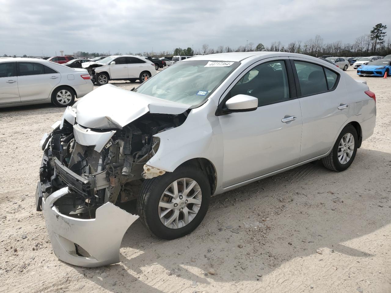 NISSAN VERSA 2018 3n1cn7ap3jl833074