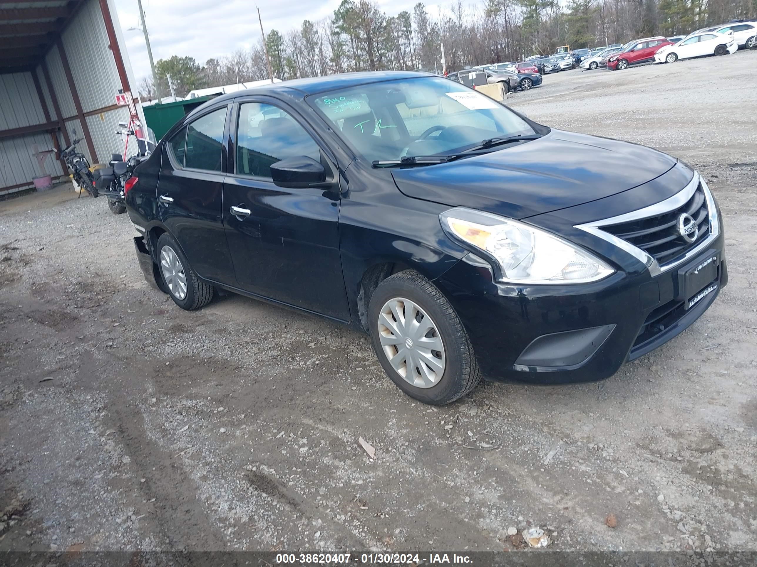 NISSAN VERSA 2018 3n1cn7ap3jl841210