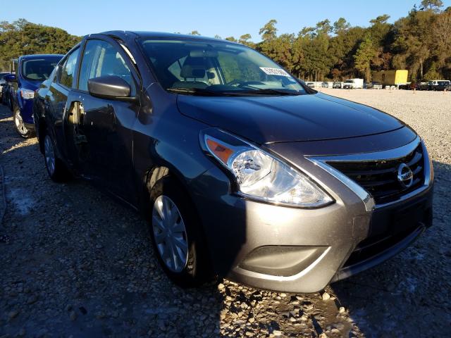 NISSAN VERSA S 2018 3n1cn7ap3jl857102