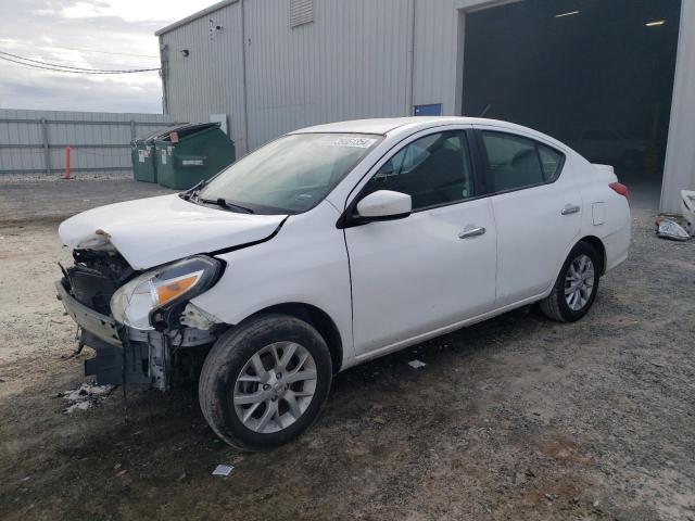 NISSAN VERSA 2018 3n1cn7ap3jl864518