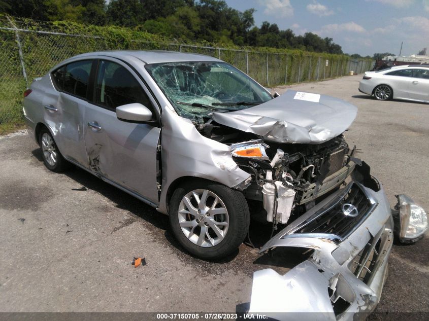 NISSAN VERSA 2018 3n1cn7ap3jl864907