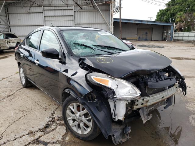 NISSAN VERSA S 2018 3n1cn7ap3jl871131