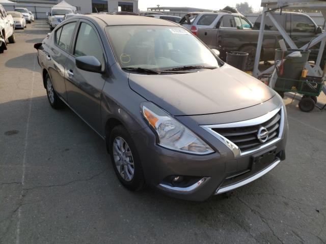 NISSAN VERSA S 2018 3n1cn7ap3jl883165