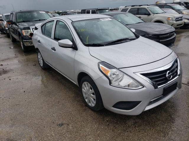 NISSAN VERSA S 2018 3n1cn7ap3jl888320