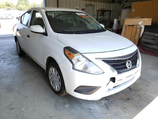 NISSAN VERSA S 2018 3n1cn7ap3jl888611