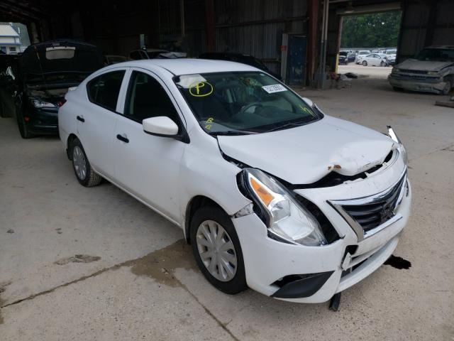 NISSAN VERSA S 2018 3n1cn7ap4jl801704