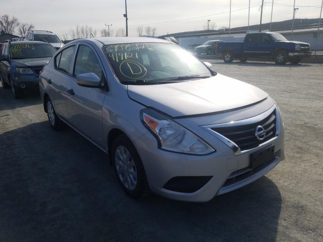 NISSAN VERSA S 2018 3n1cn7ap4jl853141