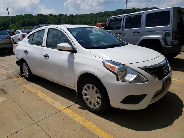 NISSAN VERSA S 2018 3n1cn7ap4jl858159