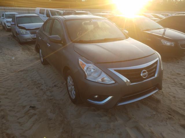 NISSAN VERSA S 2018 3n1cn7ap4jl871381