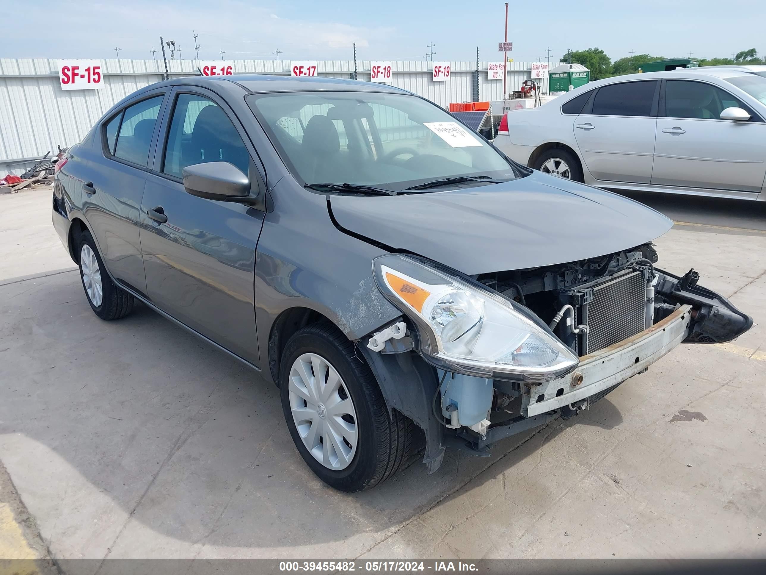 NISSAN VERSA 2019 3n1cn7ap4kl815569