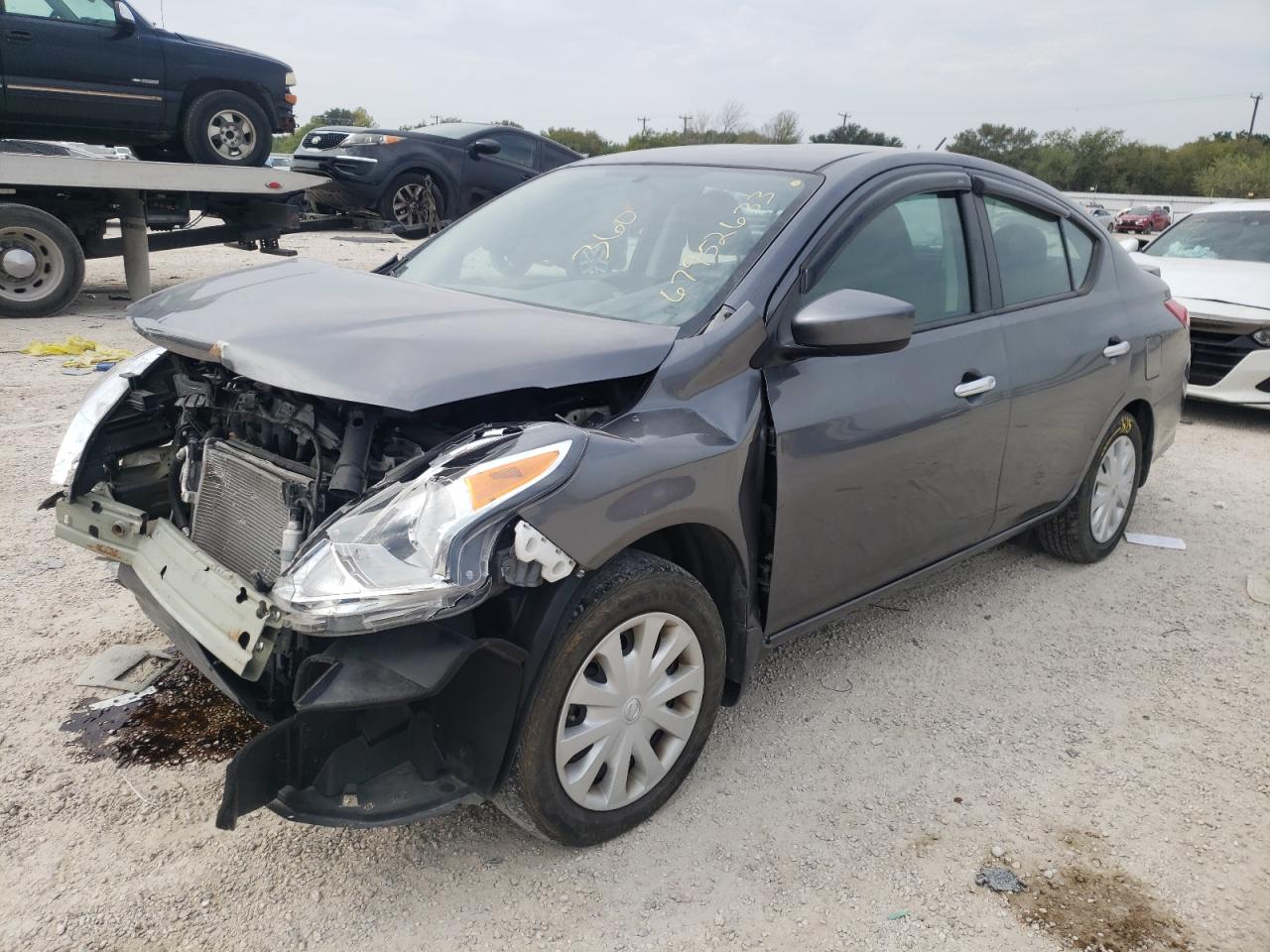 NISSAN VERSA 2019 3n1cn7ap4kl827477