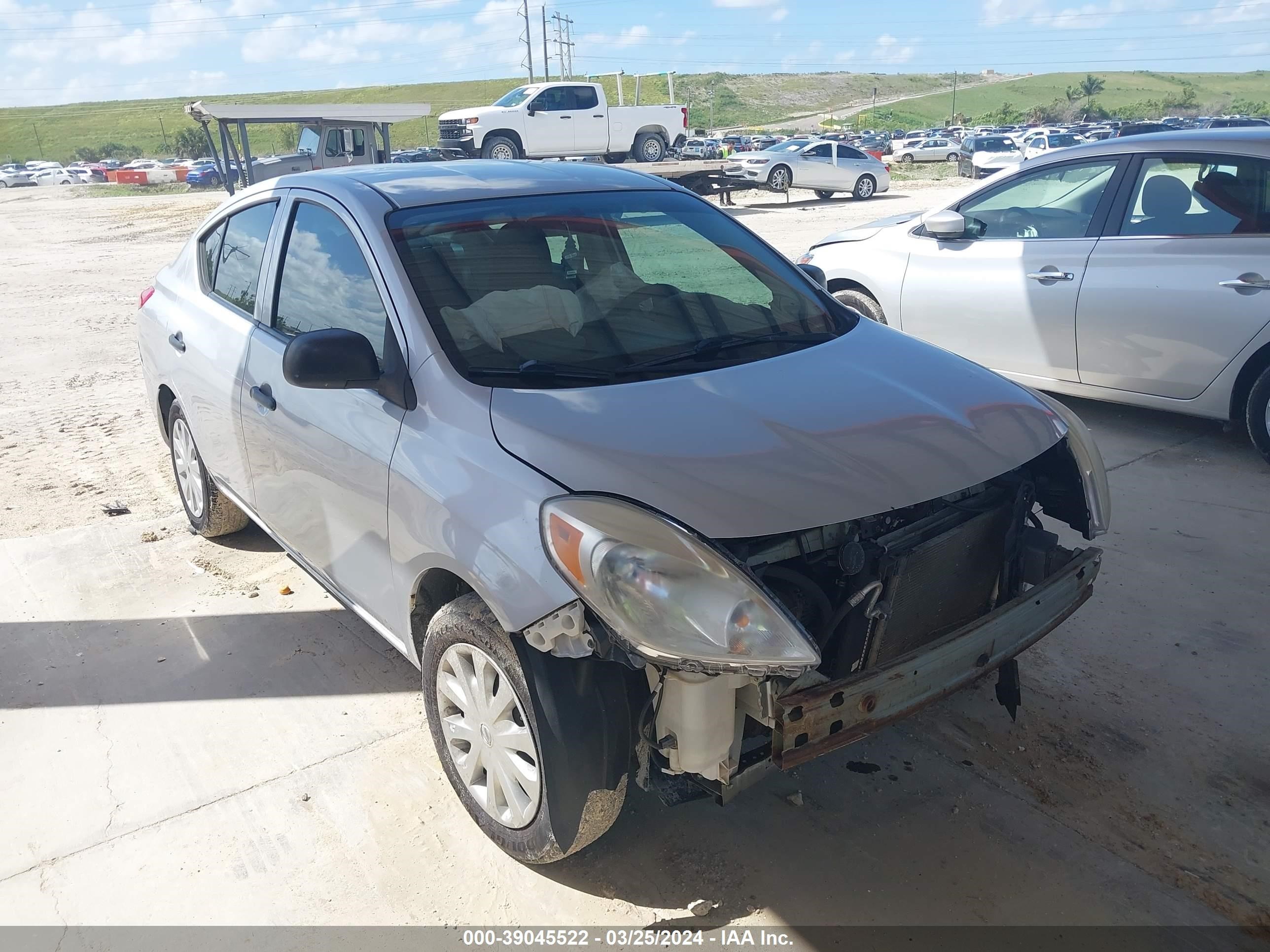 NISSAN VERSA 2012 3n1cn7ap5cl825738