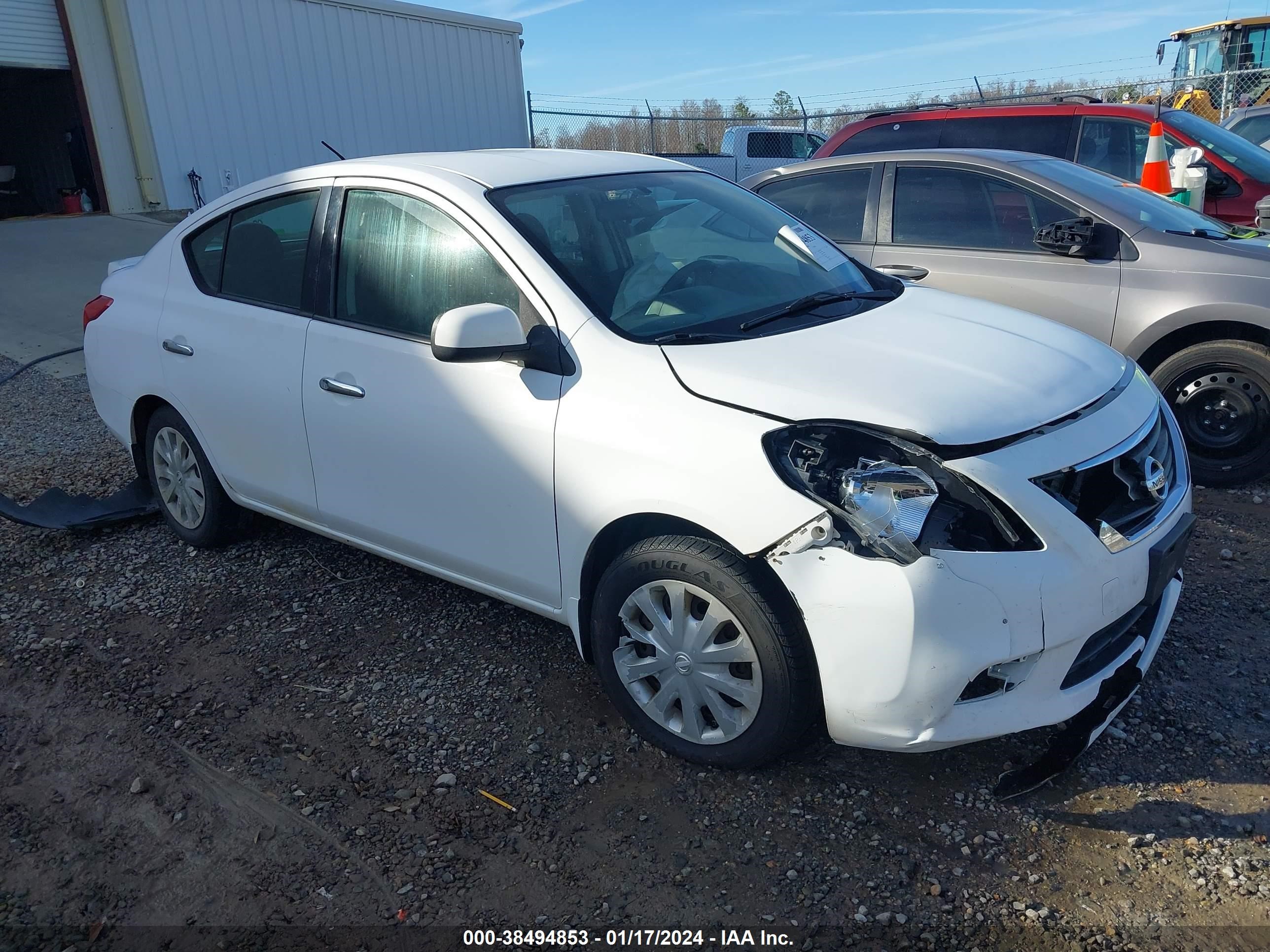 NISSAN VERSA 2014 3n1cn7ap5el818453