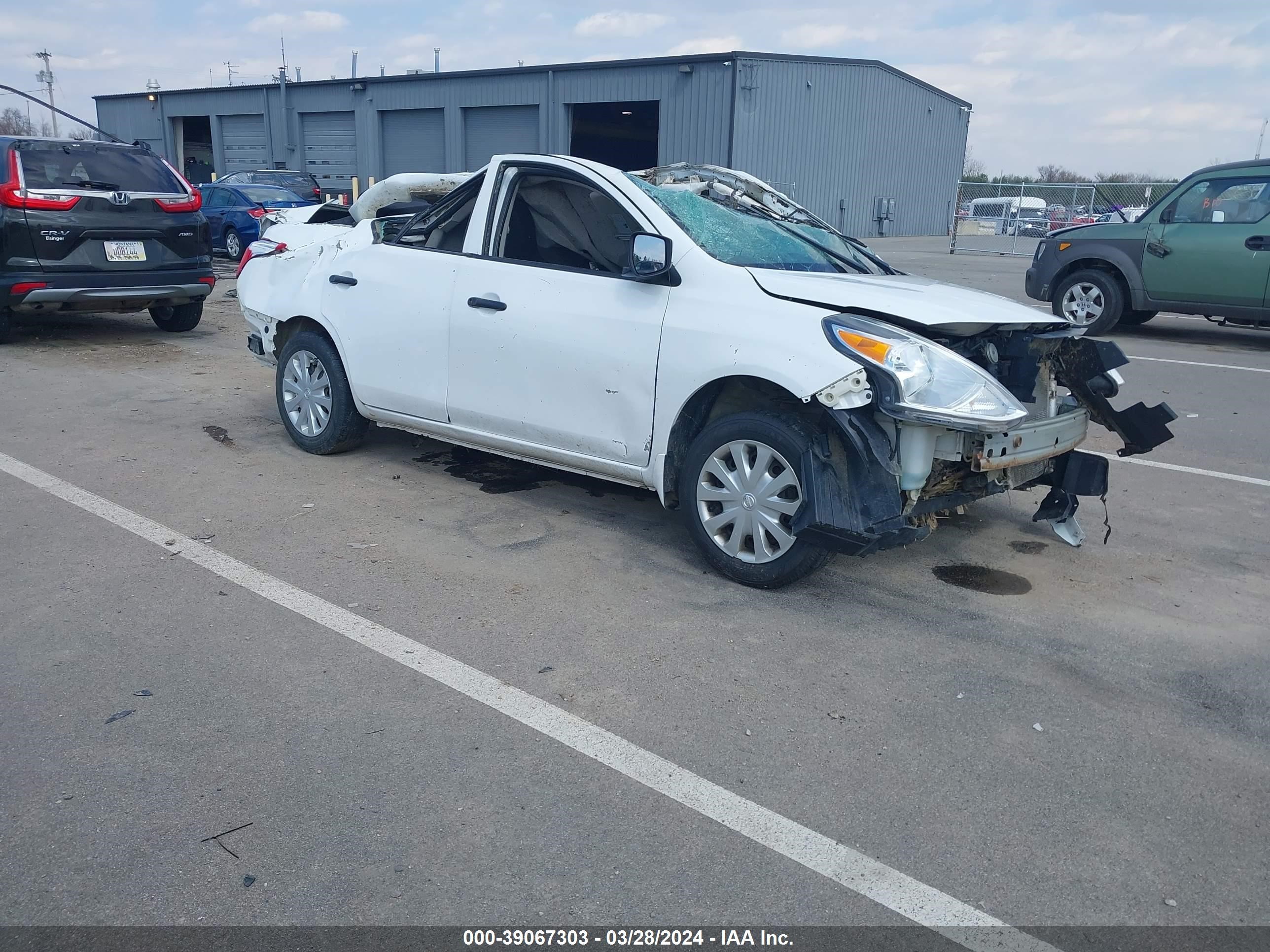 NISSAN VERSA 2017 3n1cn7ap5hl807893