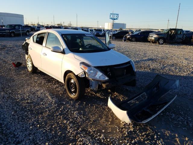 NISSAN VERSA S 2018 3n1cn7ap5jk397379