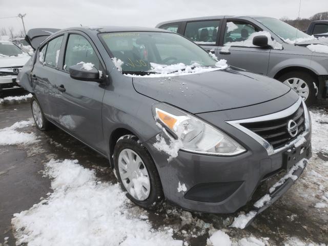 NISSAN VERSA S 2018 3n1cn7ap5jl807415