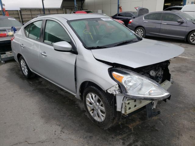 NISSAN VERSA S 2018 3n1cn7ap5jl812971