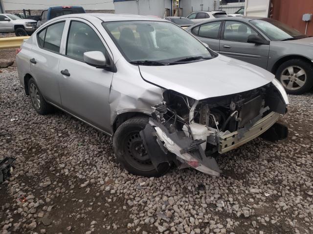 NISSAN VERSA S 2018 3n1cn7ap5jl817572