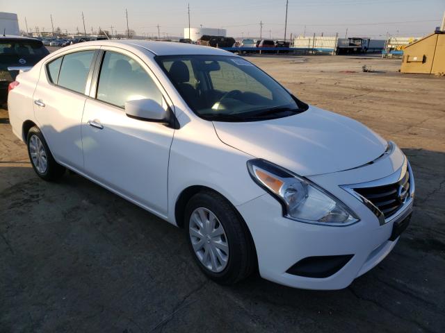 NISSAN VERSA S 2018 3n1cn7ap5jl823324