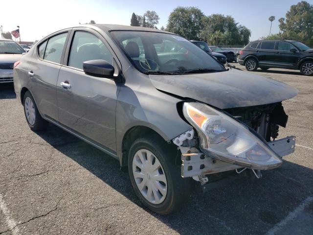 NISSAN VERSA S 2018 3n1cn7ap5jl866741