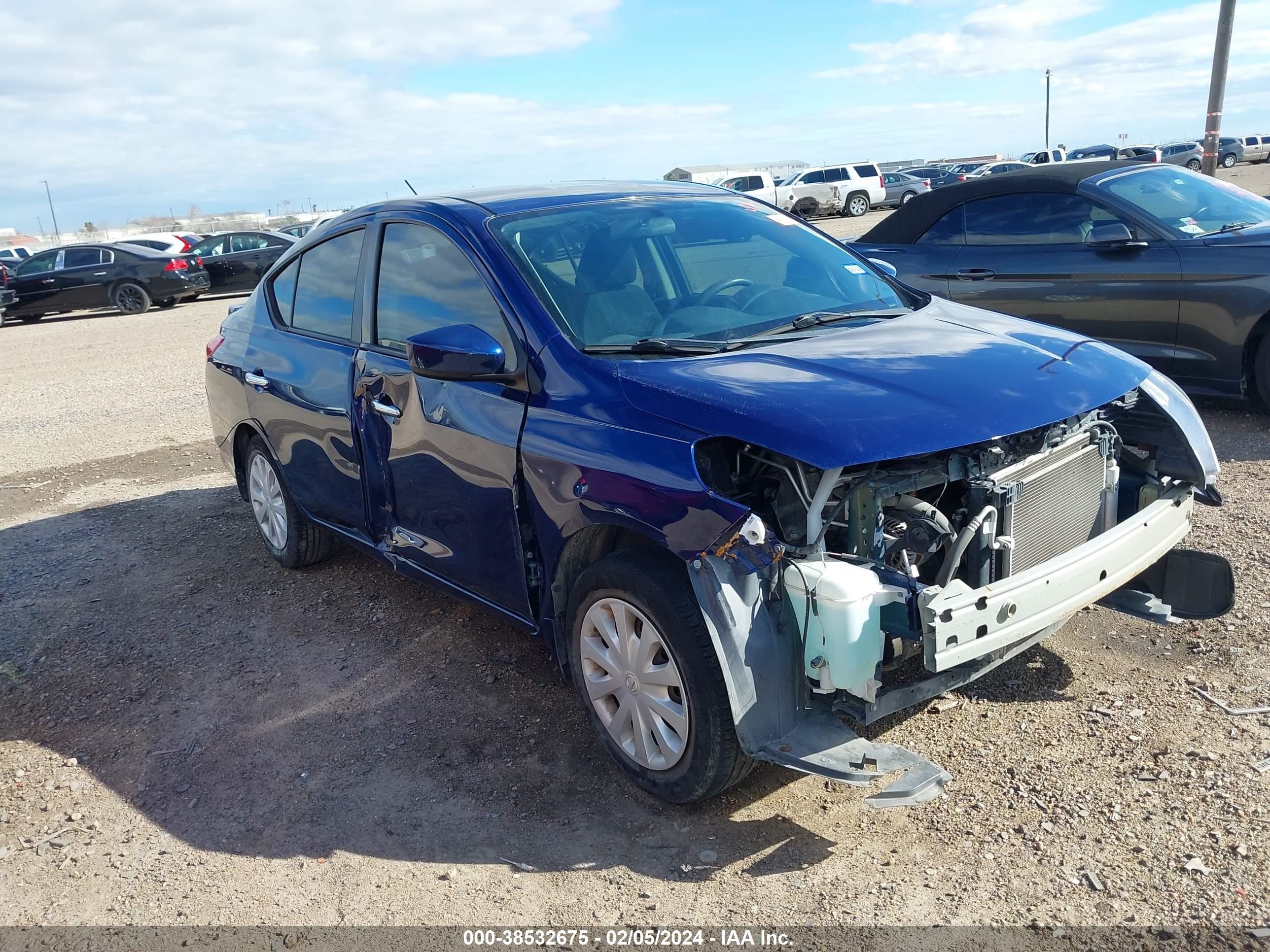 NISSAN VERSA 2019 3n1cn7ap5kl809960