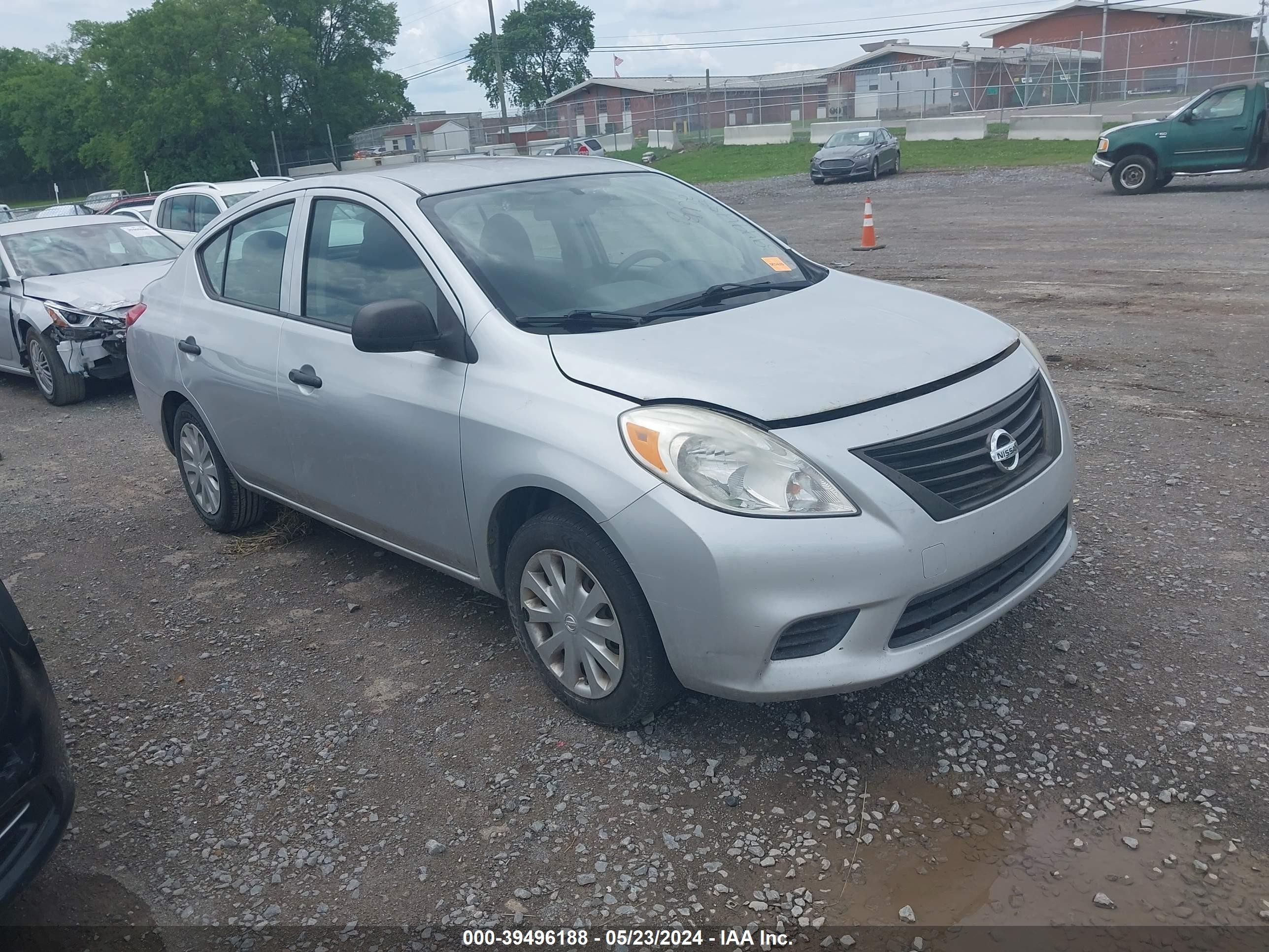 NISSAN VERSA 2013 3n1cn7ap6dl827404