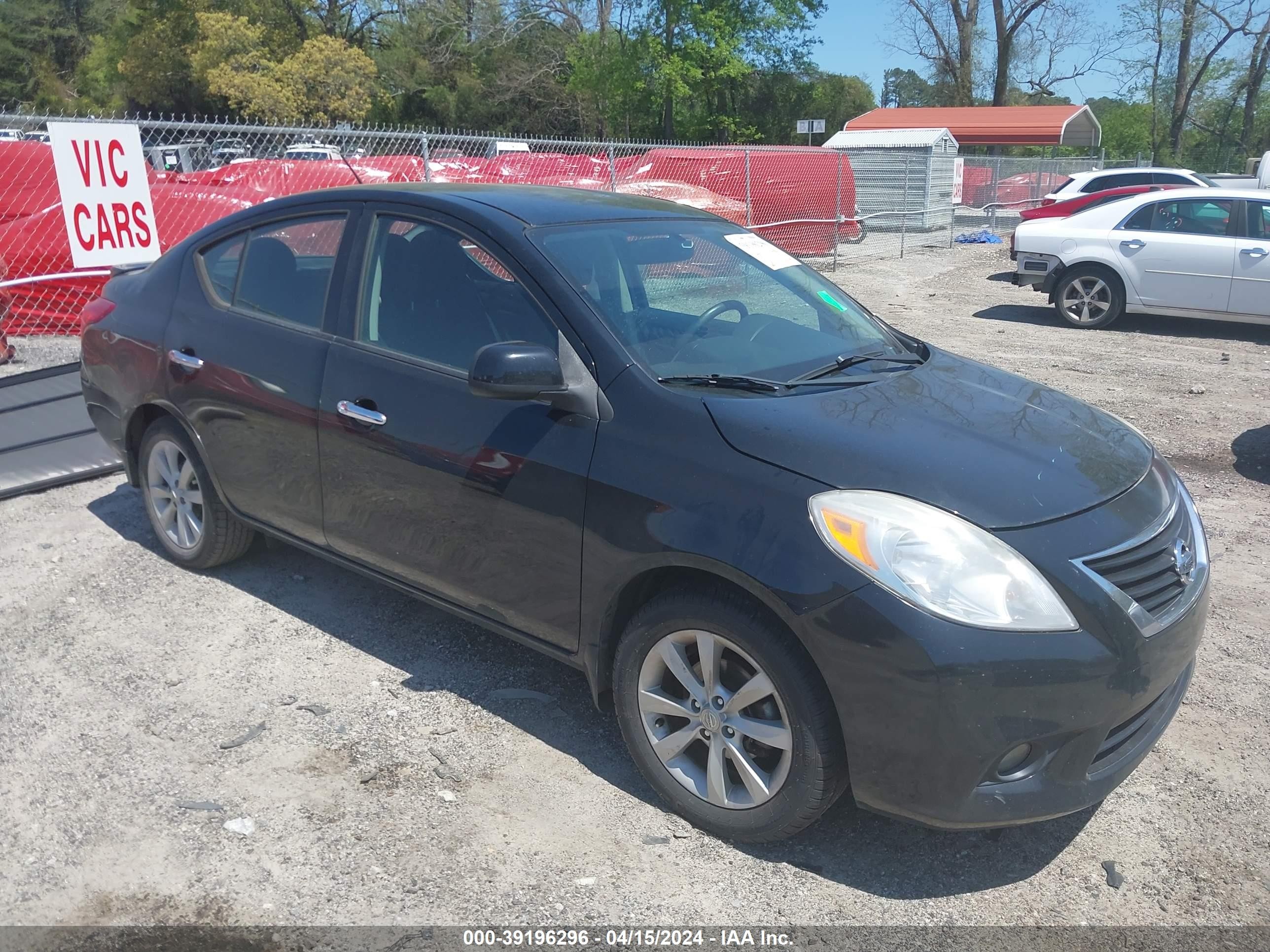 NISSAN VERSA 2014 3n1cn7ap6el876247