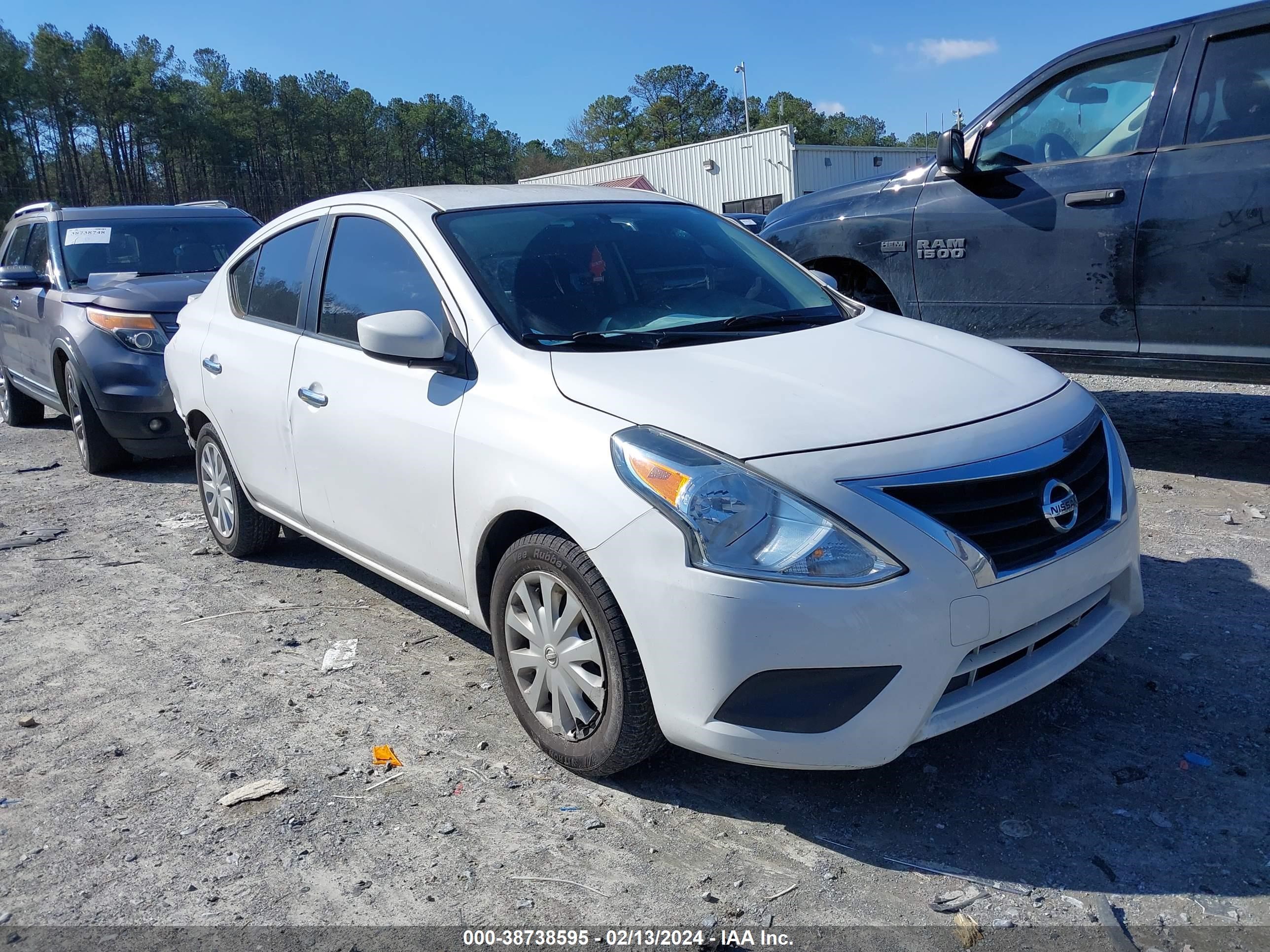 NISSAN VERSA 2017 3n1cn7ap6hl858481