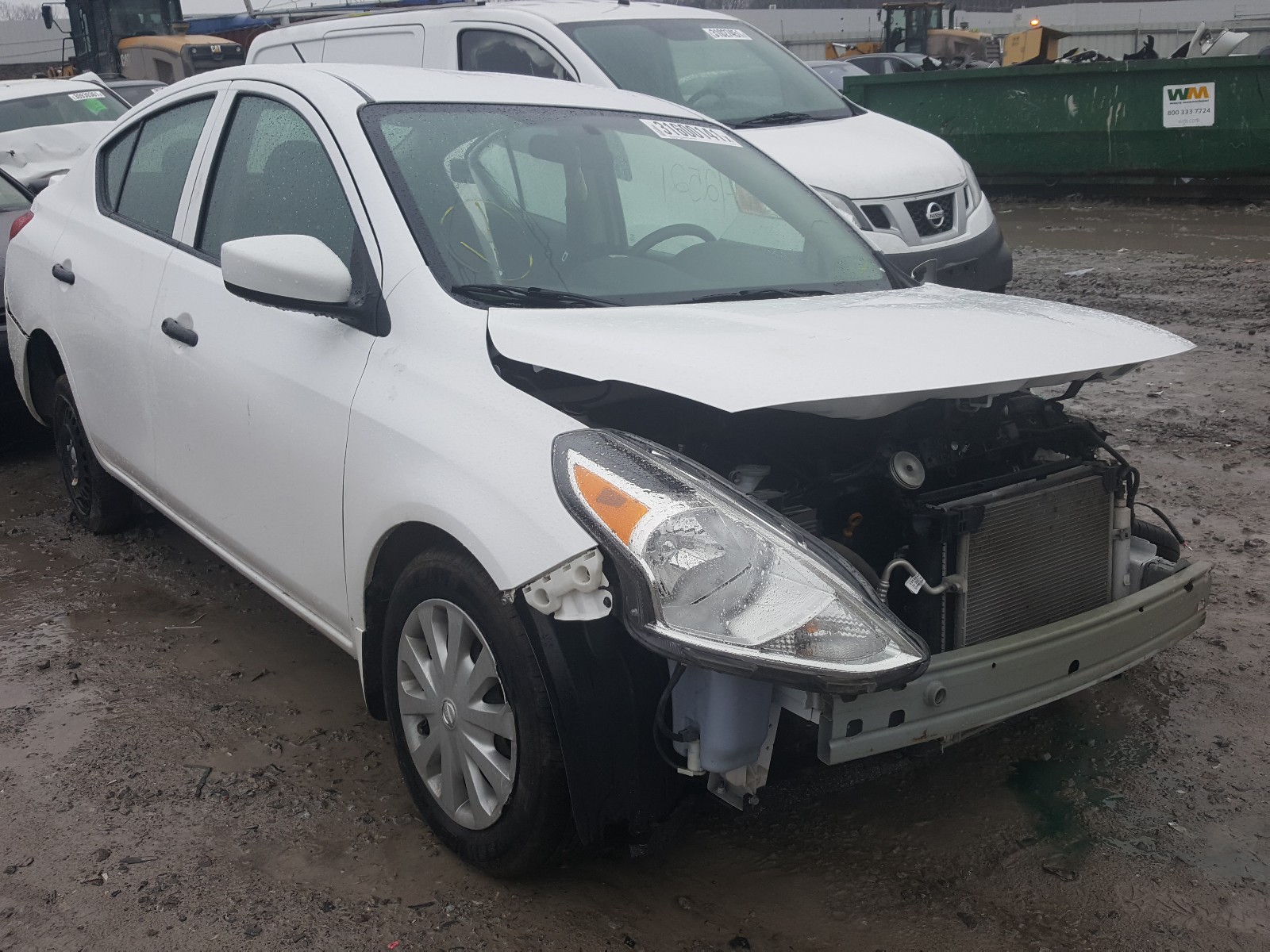 NISSAN VERSA S 2018 3n1cn7ap6jl811201