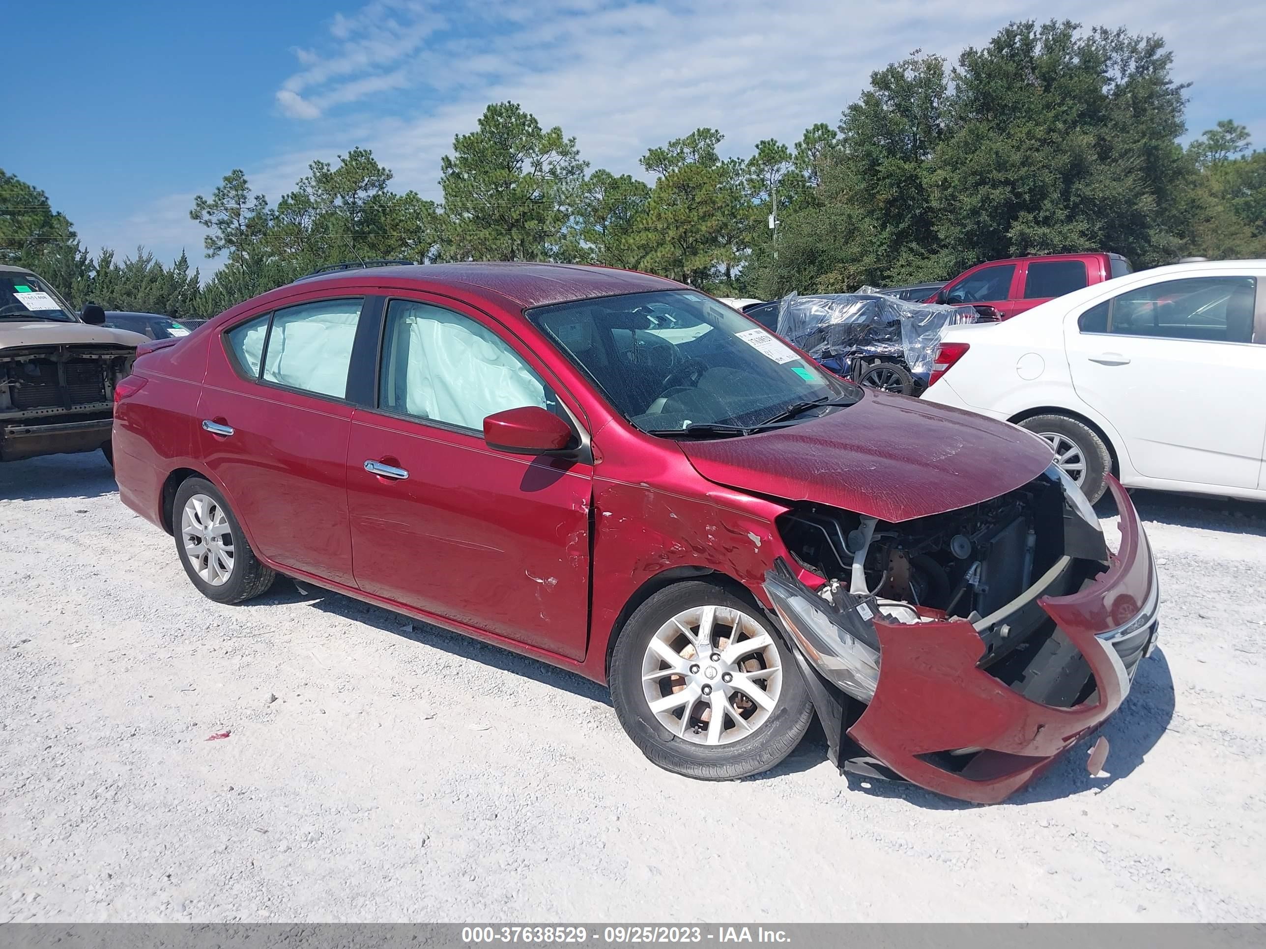 NISSAN VERSA 2018 3n1cn7ap6jl850807