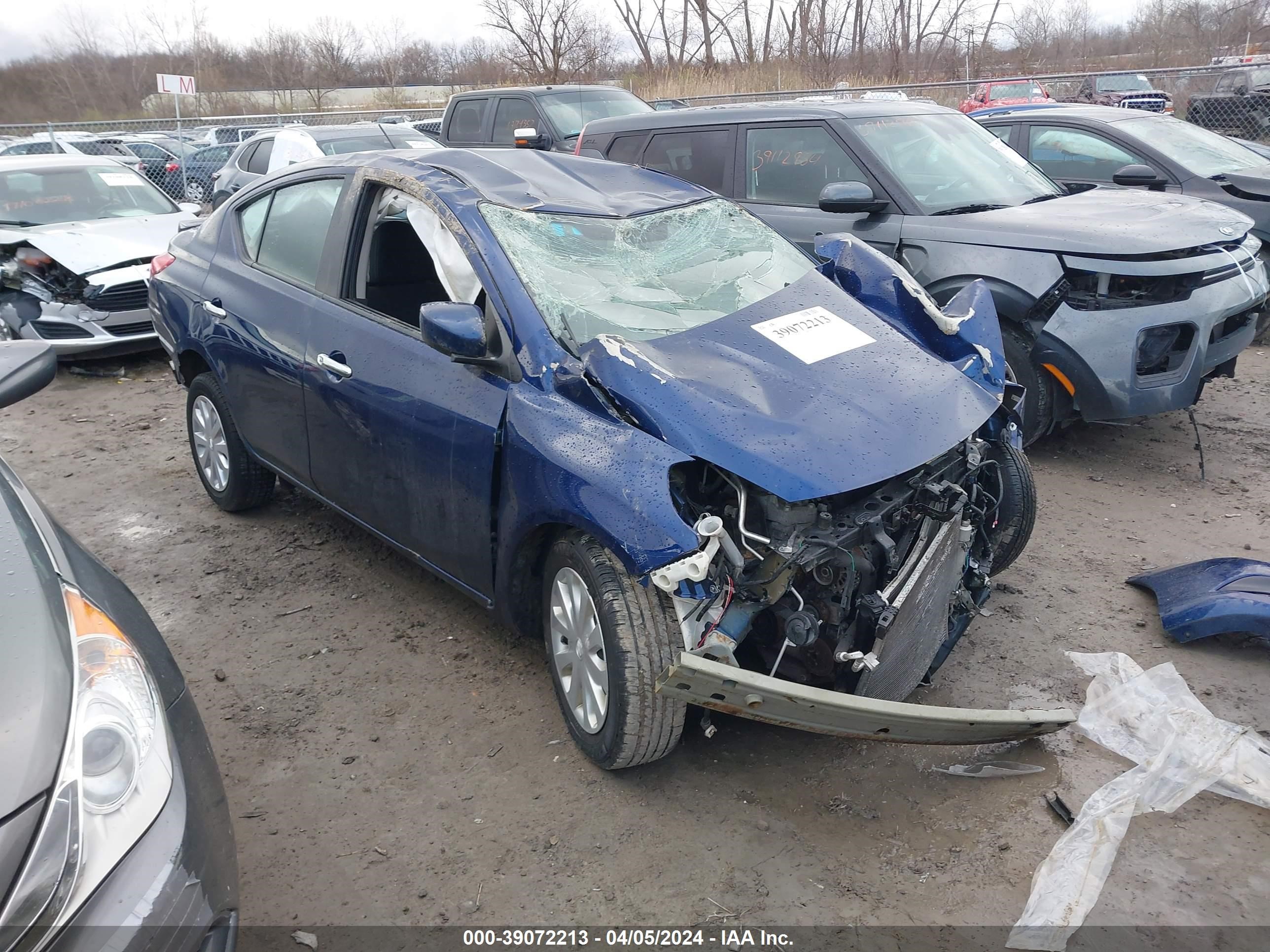 NISSAN VERSA 2018 3n1cn7ap6jl872015